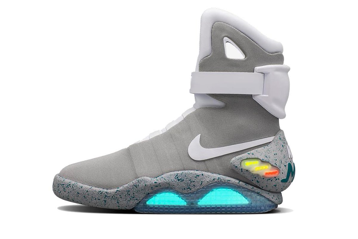 nike air mag stockx