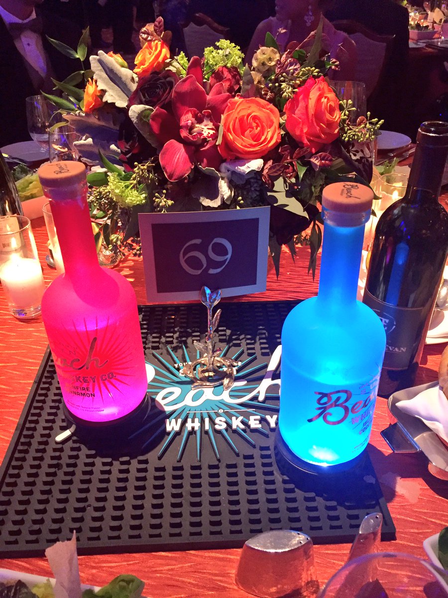 bigdalsky's tweet photo. I guess if U have to lose your regular table, it's good when friends treat it right. @PhoenixRaceway @BeachWhiskey #table69 https://t.co/YMJRTbeGmR