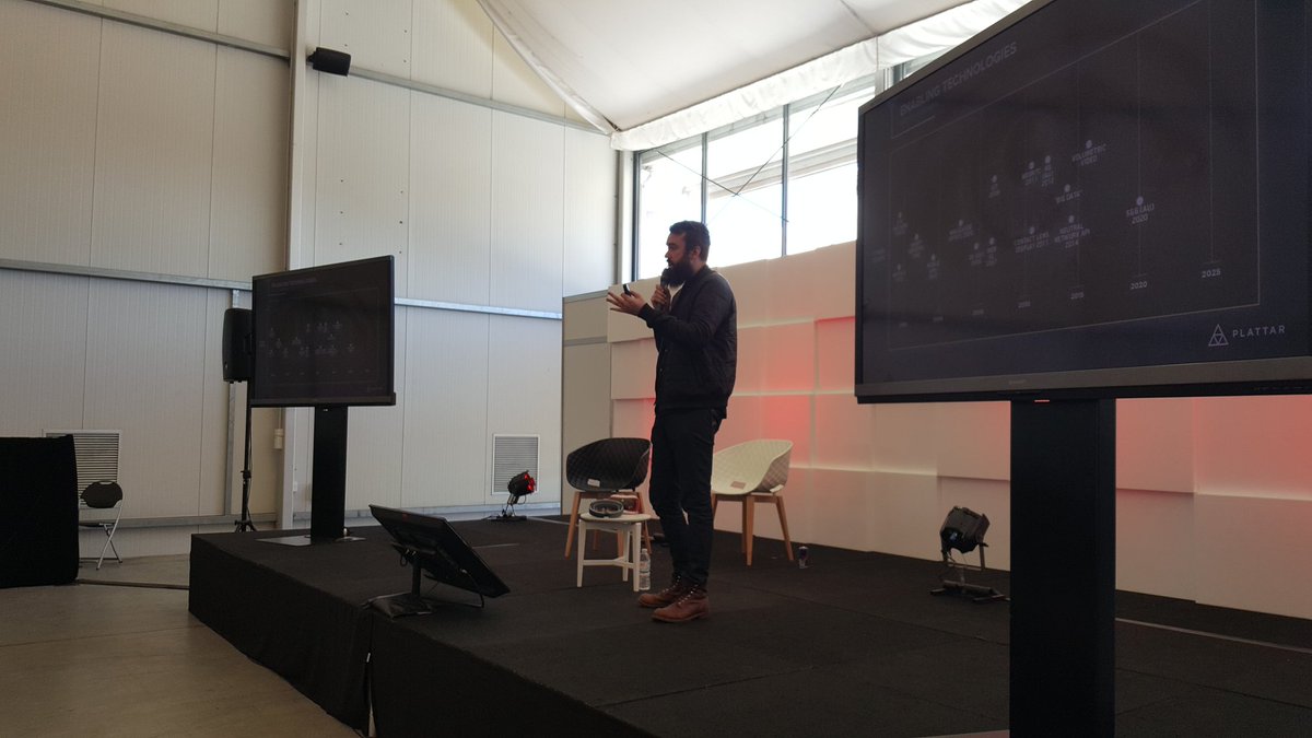 MishManners's tweet image. #StandingRoomOnly with #AR talk at #futureassembly. #AugmentedReality @plattarglobal @futureassembly #future #tech #innovation #gaming