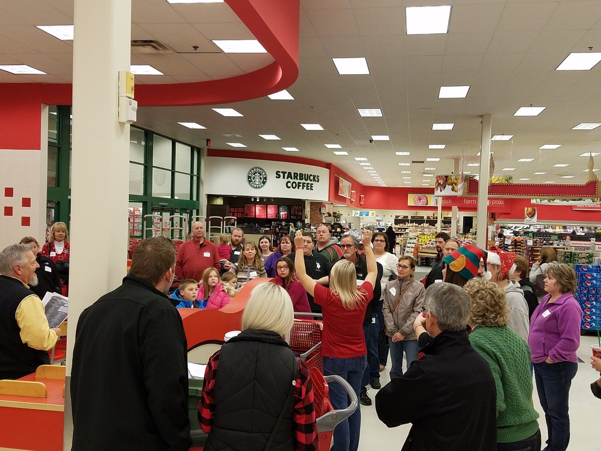 anthonyjcoe's tweet photo. T1832 loves hosting #truckers&amp;toys event.  Thanks for choosing Target! #D124 @Bret_Kerr @Howard_JoshT @AdamFroeber @jordana_turner https://t.co/R1qFcsXNPh