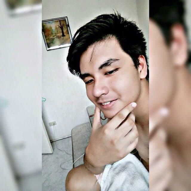 kinglaurence_43's tweet photo. Come hangout with me > Ang boring 😂 on #BIGOLIVE. https://t.co/aNh5QwSZiR https://t.co/ERWJpMdmwW
