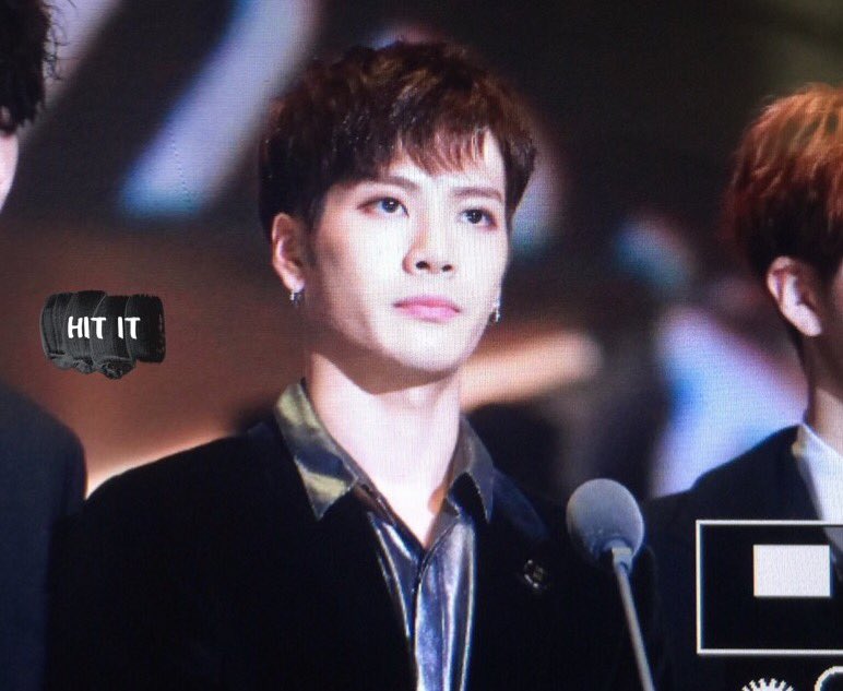 Hit_it852's tweet photo. 161202 MAMA 잭슨 축하해 🎉❤️
#JacksonWang #GOT7 #갓세븐 
#王嘉尔 #왕잭슨 #Jackson https://t.co/UUINpdALVq