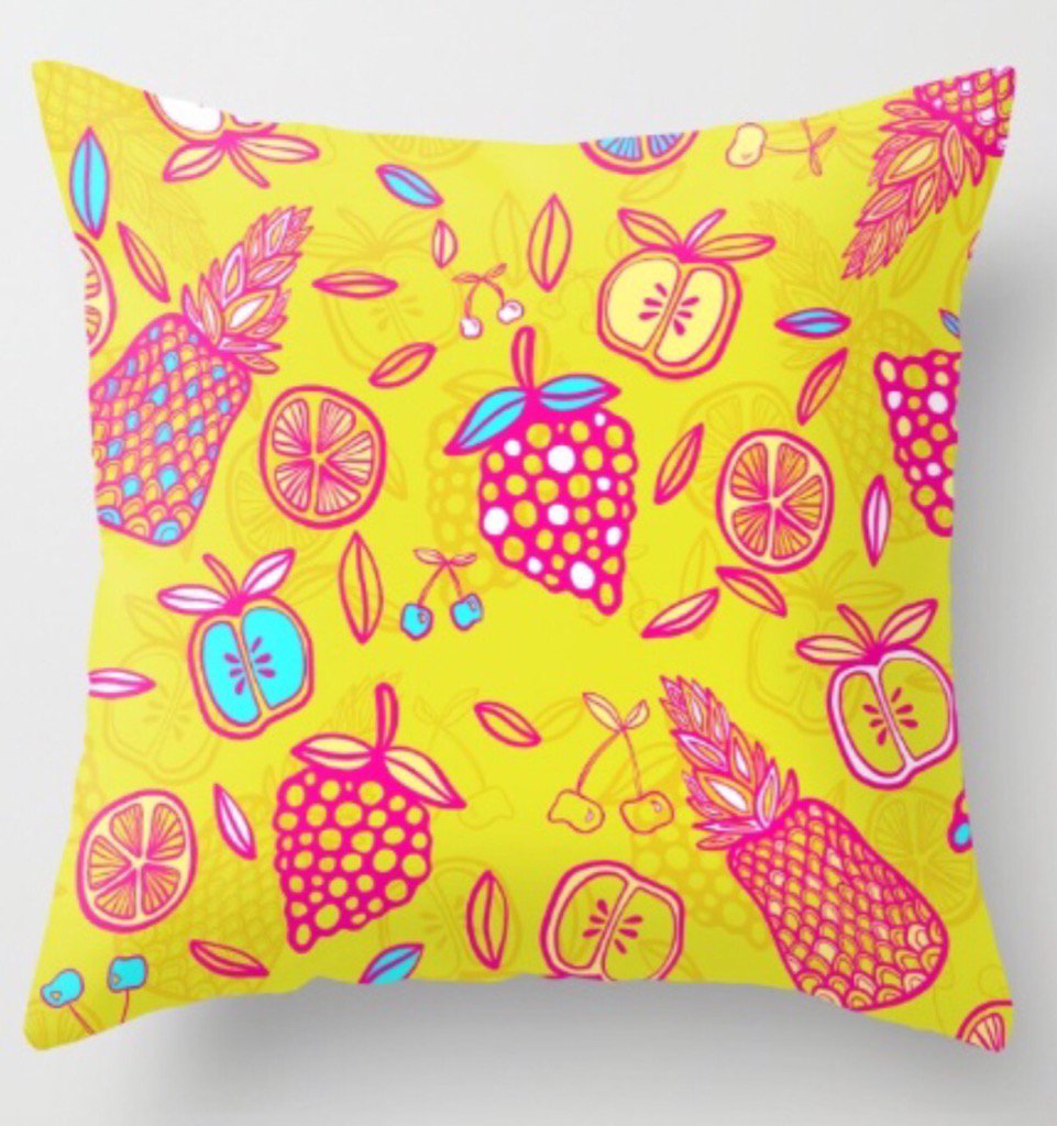 rc_arty's tweet photo. 10% OFF + FREE SHIPPING #society6 #pineappleart #pineapplepattern #fruitpattern #throwcushion #summerfruit #yellow https://t.co/L8bRIIDiw0