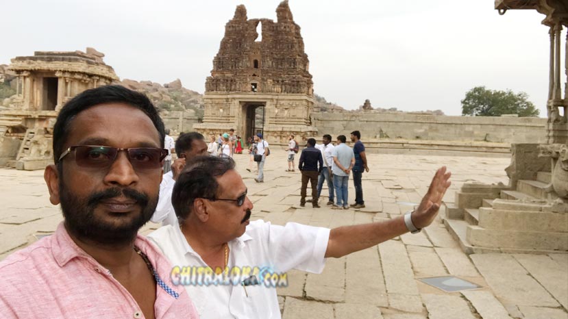 chitraloka's tweet photo. KFCC President #Sa #Ra #Govindu In #Hampi After 30 Years
https://t.co/4KZmm6g4SJ
#chitraloka #producer #BelliKalungura https://t.co/OAFbNfjWh5