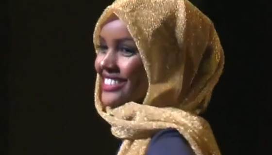 NBCNews's tweet photo. Teen becomes first contestant to wear hijab in Miss Minnesota USA pageant https://t.co/xNAWwp89hj https://t.co/s2s377hrTY