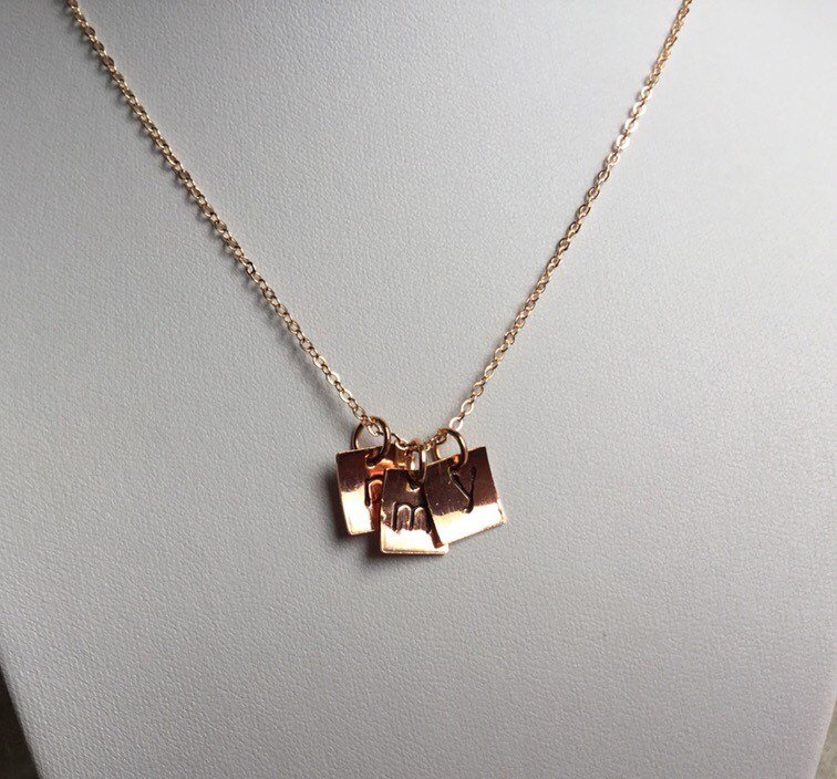 sheilasattic's tweet photo. Rose Gold, Initial Necklace, Personalized Necklace, Initial Ch… https://t.co/SFG9k4sNIf #Bridal #PersonalizedInitial https://t.co/ffnBDZ3hk6