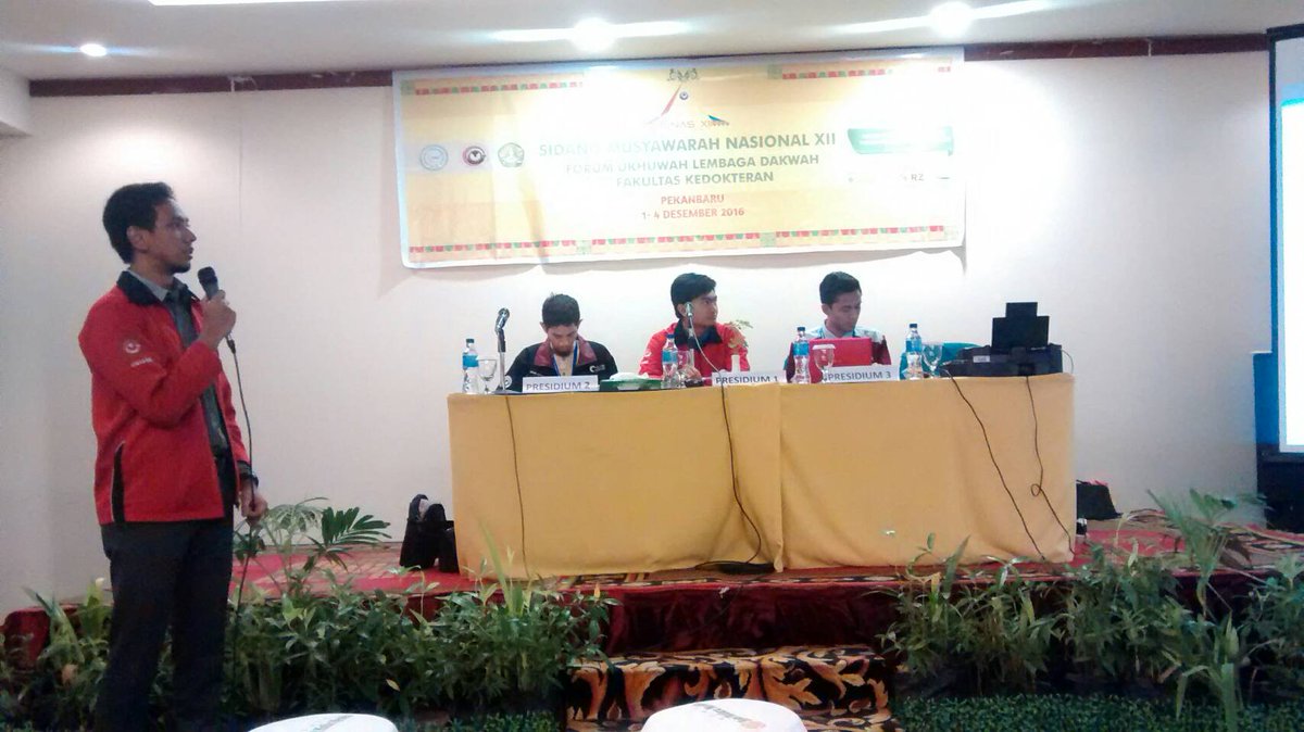 FULDFK_Ind's tweet photo. LPJ Lanjutan
#MunasDay3
#MUNAS12FULDFK
#MUNAS2016
#FosmiFKUR
#Munas12PekanBaru
#FULDFKIndonesia
#SolidMengakarMenyejarah https://t.co/E9JSE9oQc6