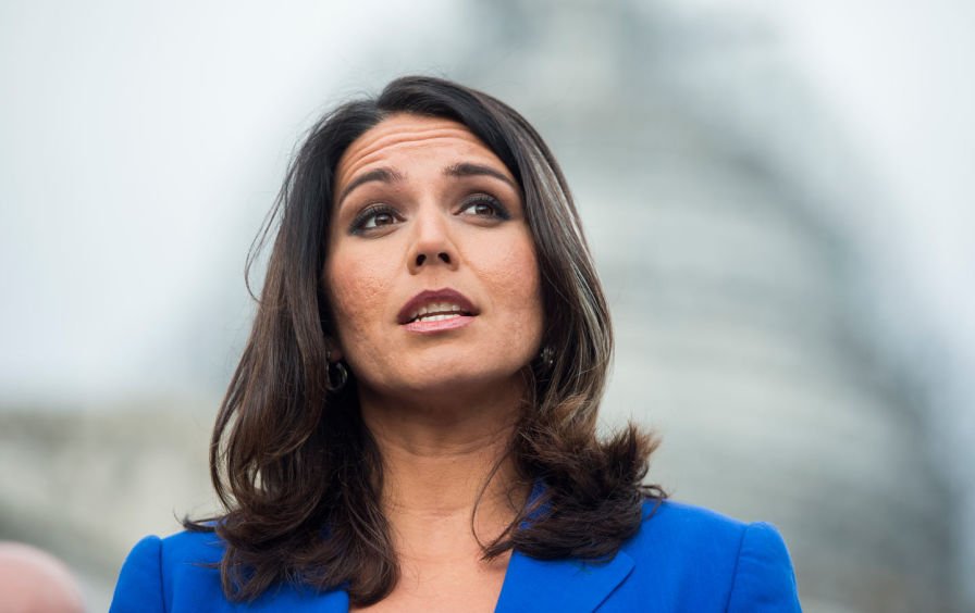 MikeHudema's tweet photo. Congresswoman @TulsiGabbard, Fellow Vets Arrive in #StandingRock. Where are you @POTUS? https://t.co/oIhZUfQF3v #NoDAPL #WaterIsLife https://t.co/YGzp4SsG3Y