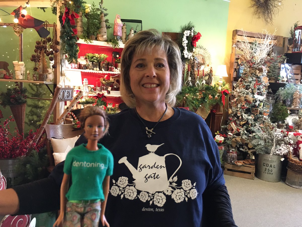 ILiveinDenton's tweet photo. @DiscoverDenton #gardengatedenton #Dentoning #DentoningDoll #DentoningAubrey #BreyforShort #iliveindenton #dentontime #lovethistown https://t.co/UrFj4hX7eE