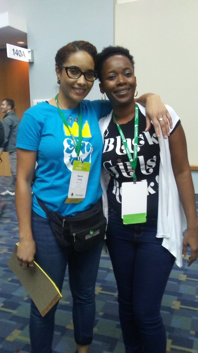 Naomi..I love her😍 She's an awesome trainer and a true fighter! Can't wait till she comes back to the D🤗