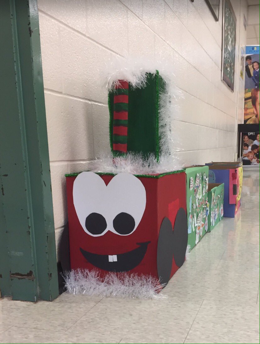 CWong_LLC's tweet photo. Fantastic job that Ms. S &amp; her little friends did to make the engine for our Food Train - Choo Choo, ready to collect donations @hanoverps https://t.co/YkmmRMThXT