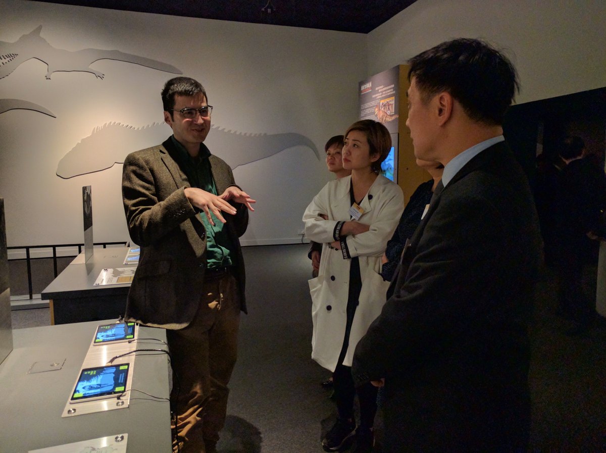 PalaeoPittman's tweet photo. #TRexRevealed AR + VR #HKScienceMuseum exhibition now open! Great opening w/ Mr SW Chan #LCSD, Miss C Yim #FoxNetworksGroup & Ms K Sit #HKSM https://t.co/T0qFFllkVA