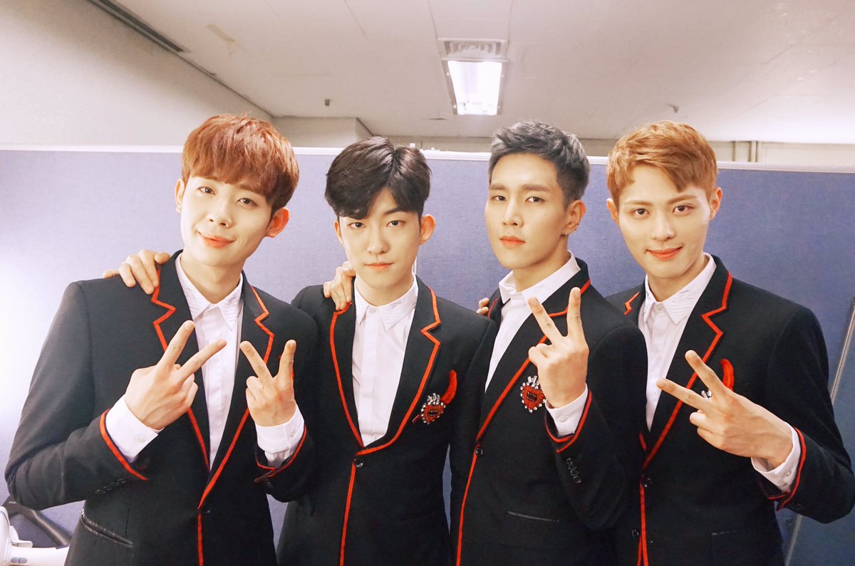evermore_ent's tweet photo. [VOISPER]
오늘 오후 3시 45분, MBC 쇼!#음악중심 에서 #보이스퍼 가 함께합니다.  따뜻한 핫초코같은☕ 부드러운 남자들의 '#어쩌니'무대🎤
어쩌니,,,? 본방사수 꼭 해야겠어!🙈 https://t.co/O0IVXMoxsV