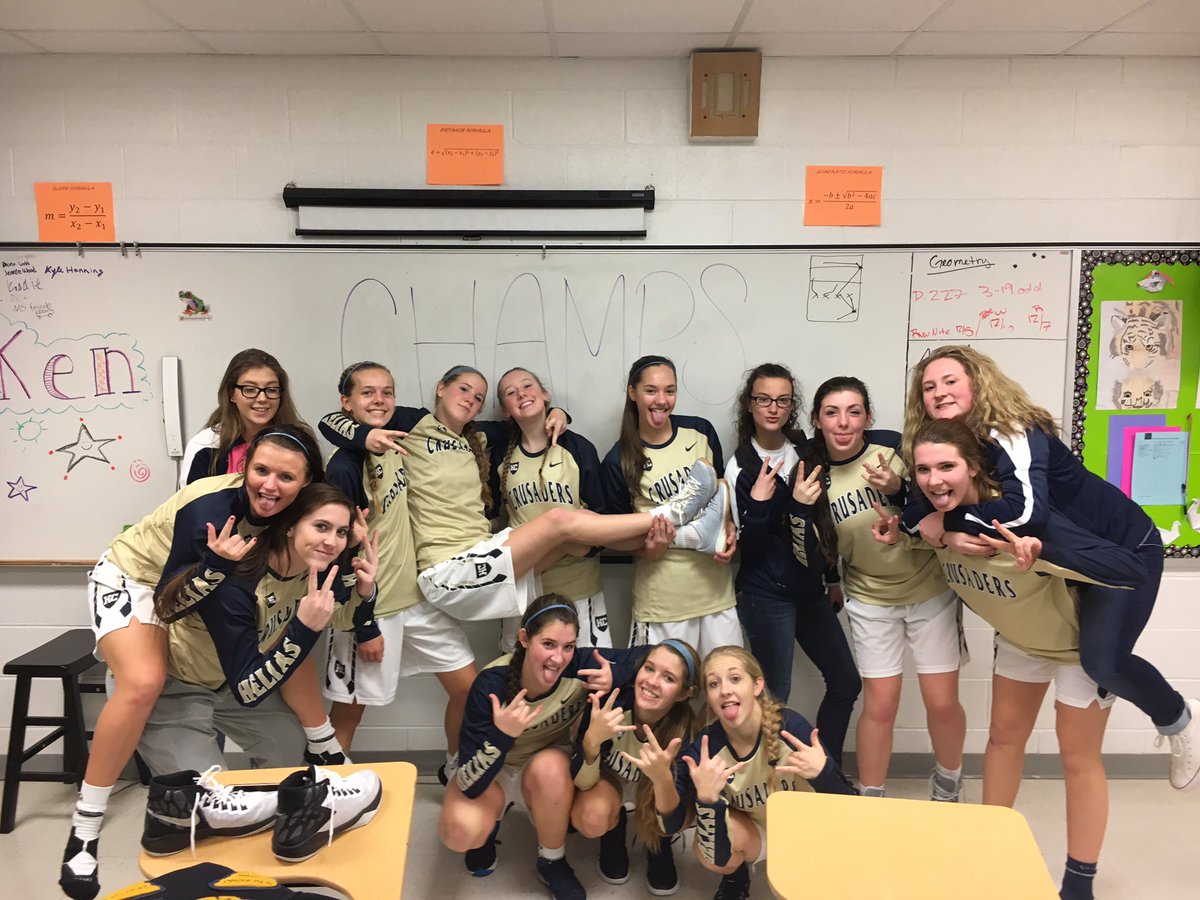 vbell56's tweet photo. @HeliasLadyBball What a week for our JV girls 4 games in 5 days wrapped it up with a tourney win #champs #saderstrong https://t.co/SFmYSTnQTB