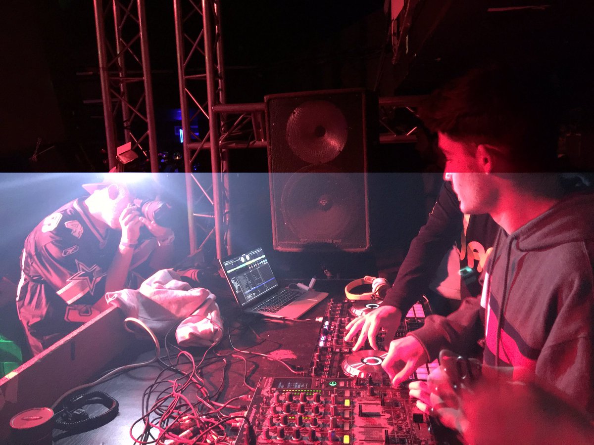 MustFun_es's tweet photo. Arranca @WGangsters #Fuego🔥🔥🔥 #FloorMustFun https://t.co/nAc1G5HWgk