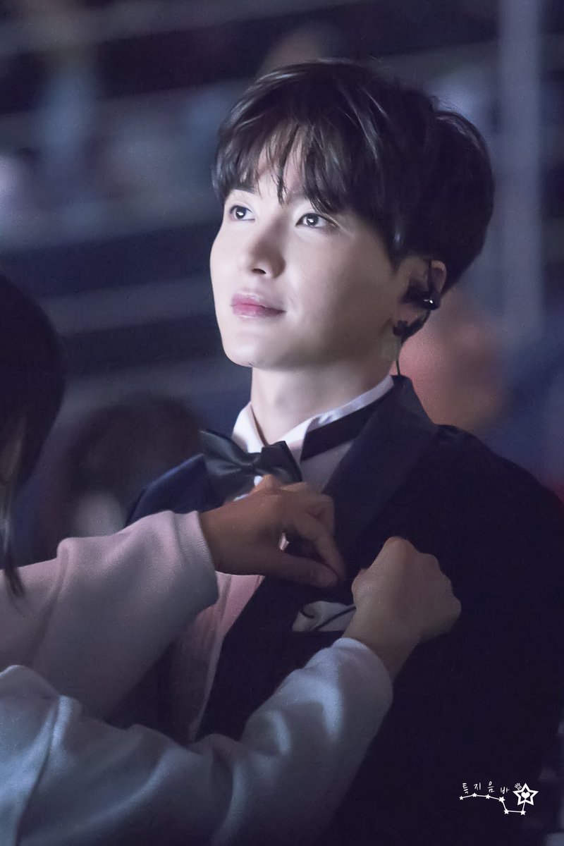 13elieveSG's tweet photo. [HD PIC] 161127 Super Seoul Dream Concert - Leader Leeteuk is so stunning~ *.* [2P] (Cr:@alicehaiyan) https://t.co/Hg3UW71CSw