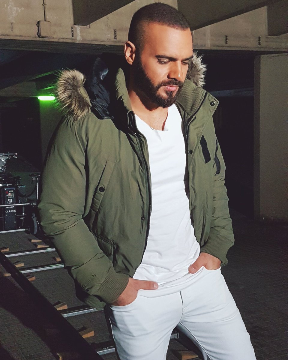 raphanane37's tweet photo. يخرب بيتك شو كمية هالكياتة او الجمال 😍😍
لك حرام هيك شويه شويه علينا يا عمي انا قلبي صغير مبيتحمل كل هالحلا 😍
 يا روح الروح 😍
@Attiehjoseph https://t.co/RBupUH5ril