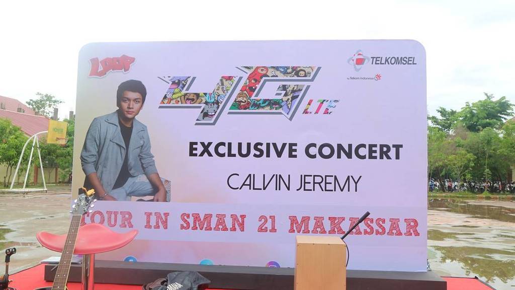 loopmakassar's tweet image. Exclusive concert @calvinjeremy di SMAN 21 #Makassar

#loop_id
#loopmks ift.tt/2gQHVF0