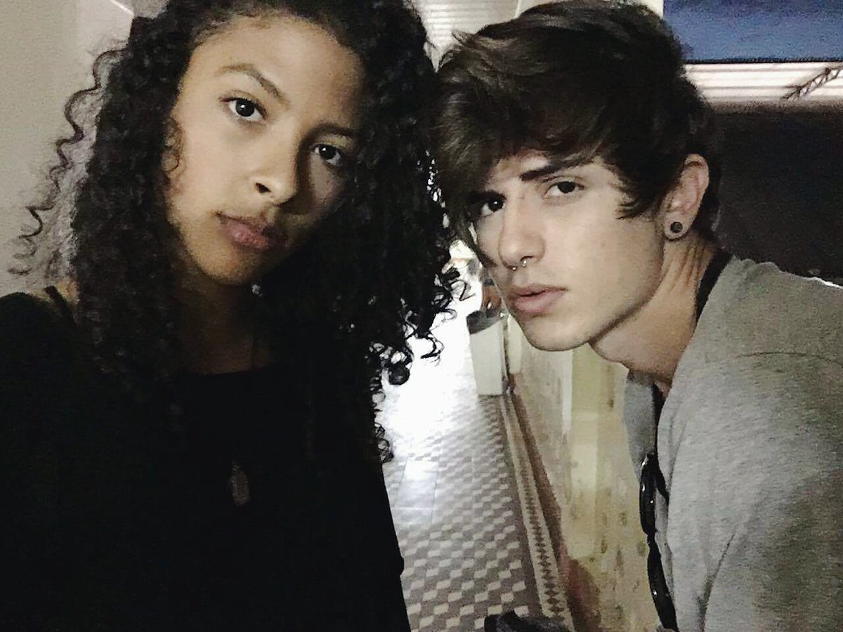 werlesonmartins's tweet photo. A gata mais linda que você respeita #modelss https://t.co/7pNbZM0ibZ