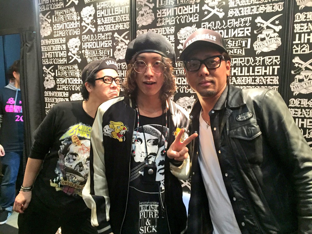 生まれて初めての店長。 敏腕店長。