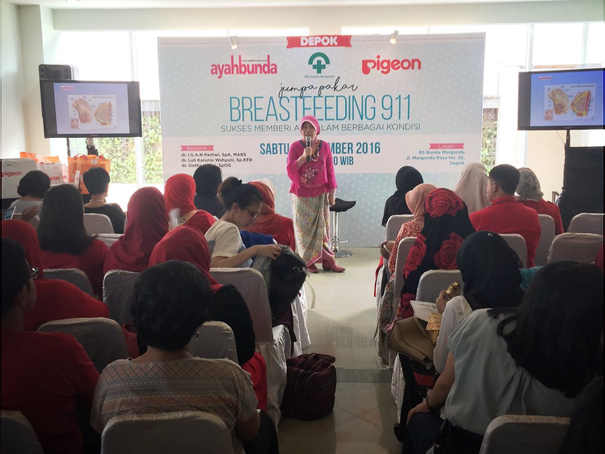 Salah satu pakar dokter Spesialis obgyn dari  <a href="/bunda_margonda/">RSU Bunda Margonda</a> dr. Sintha Utami, SpOG menjadi narasumber di acara seminar breastfeeding