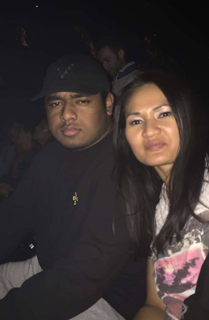 igotsole909's tweet photo. My wife and son @theplugatc #weoutcher https://t.co/SyCgxt9Lxq