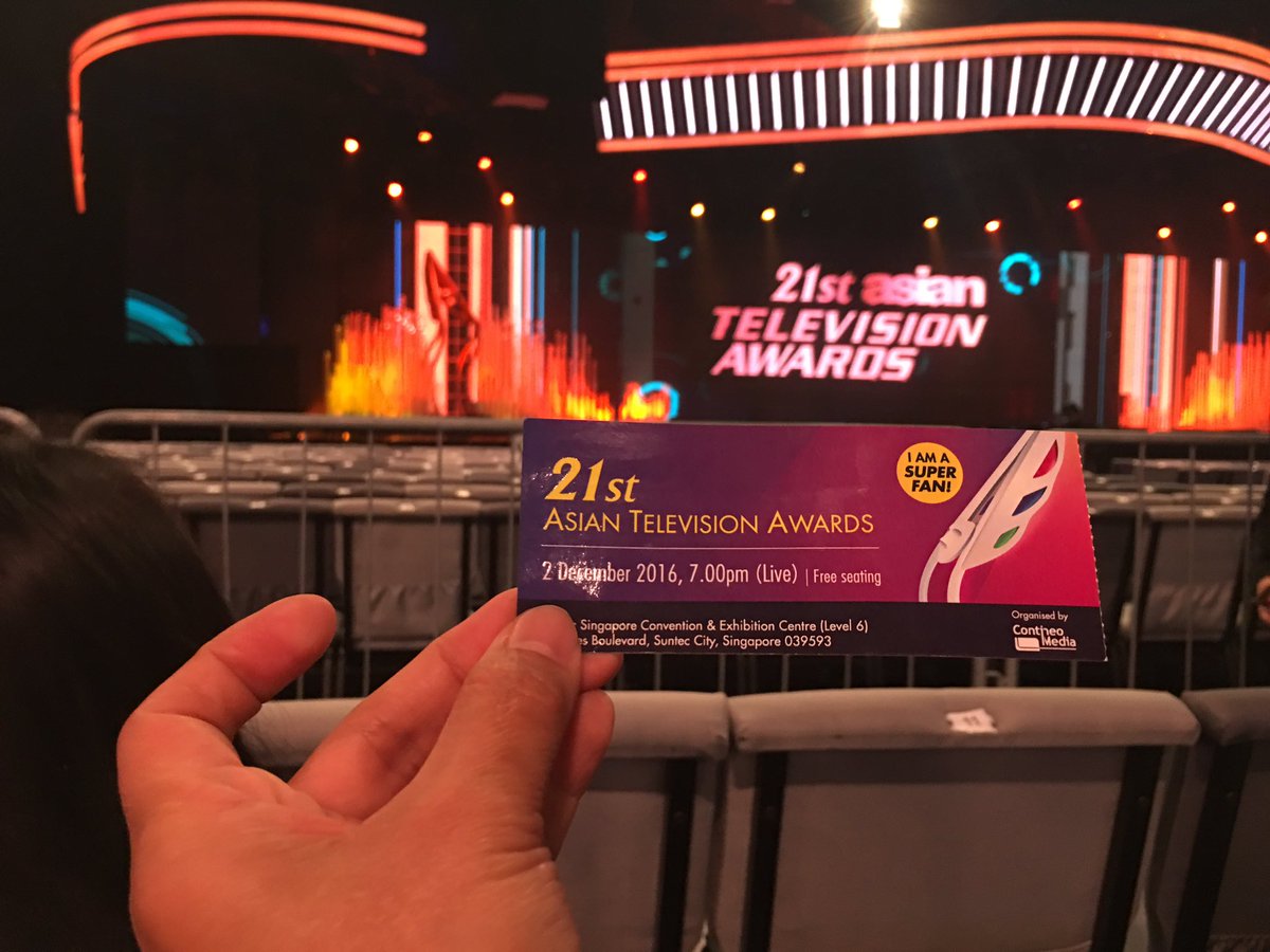 sophia_930's tweet photo. At syempre present ako last night to witness our bibi boy's first hosting stint sa ATA2016
#ALDENatATA
#ALDUBTampuhangMaglola https://t.co/CLSHsHH4Jk