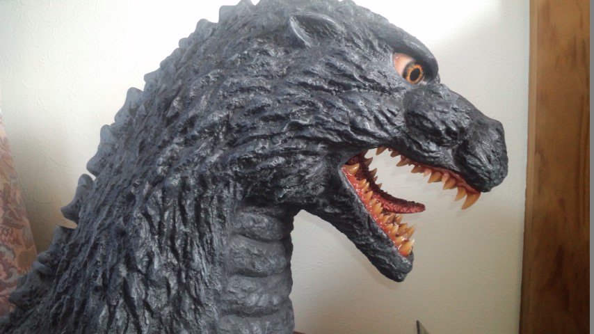 ゴジラvsビオランテ 1/1スケールプロップレプリカ ゴジラ ヘッド。きた