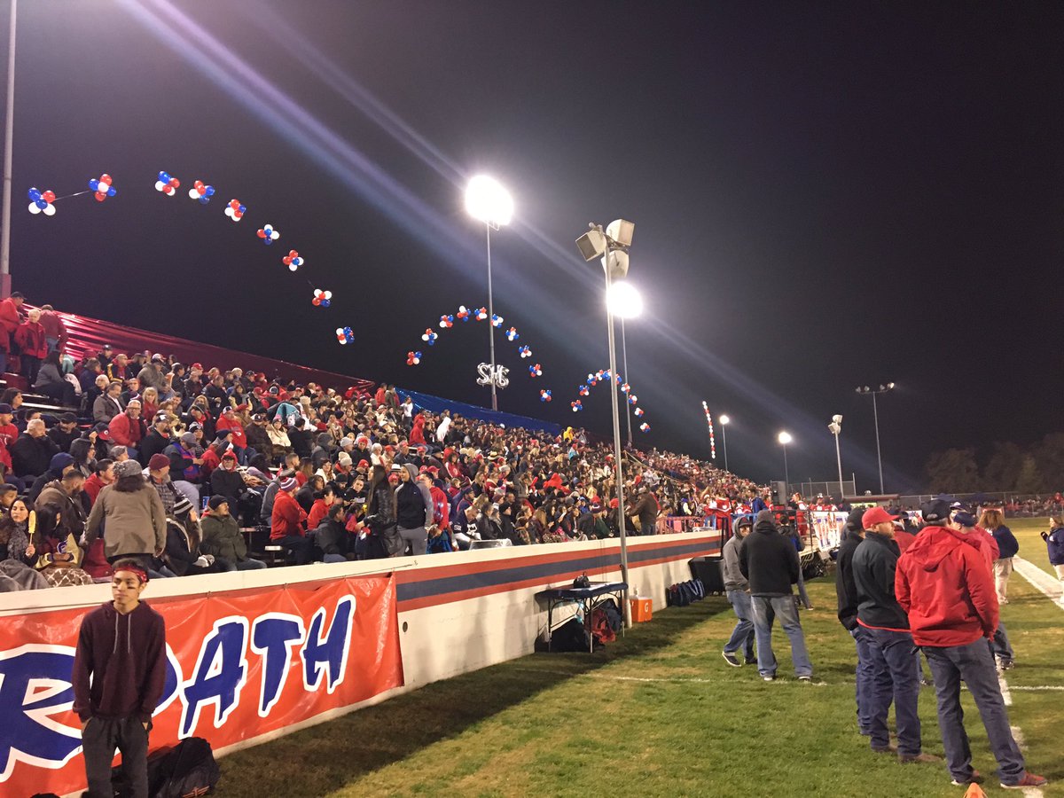 SangerApaches's tweet photo. Apaches are 2016 undefeated Valley Champs!!@ChrisABC30 @TommyTranTV 20-10 Final! https://t.co/JtXUCCN8tB
