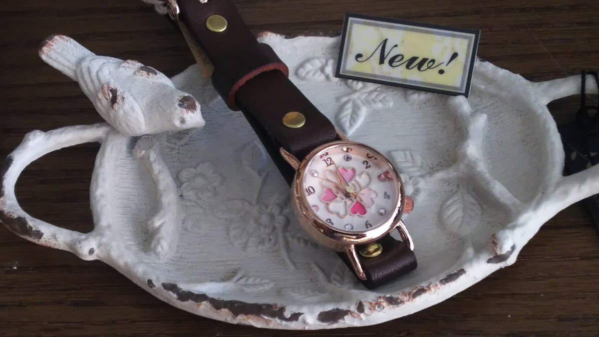 Mu Ra 青山店 Twitterissa ムーラ クリスマス限定ウォッチ 2016クリスマス 限定 今年はかわいらしい ふくろう をモチーフにした自動巻き時計が登場 数に限りがございますので お求めはお早めに ムーラ ハンドメイドウォッチ 時計 ふくろう フクロウ