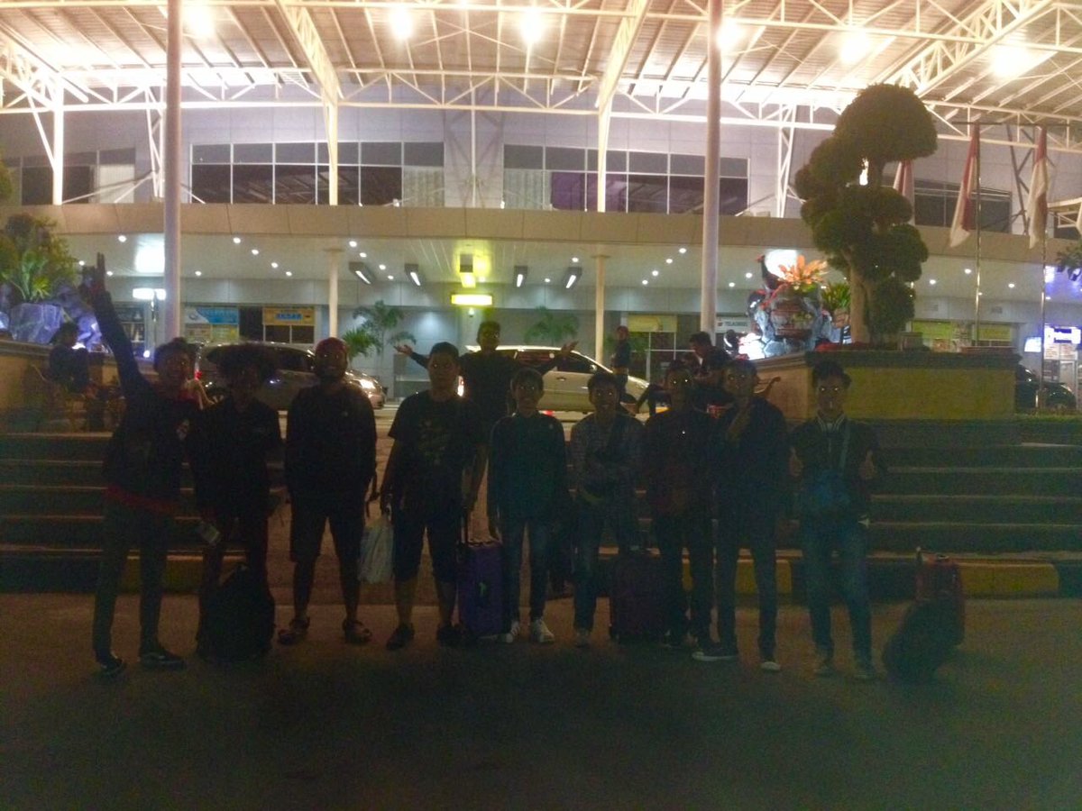 Komika lintas daerah PULAU SULAWESI berkumpul di satu tempat ~~~
Selamat datang di Kotanya Pasha Ungu 😁