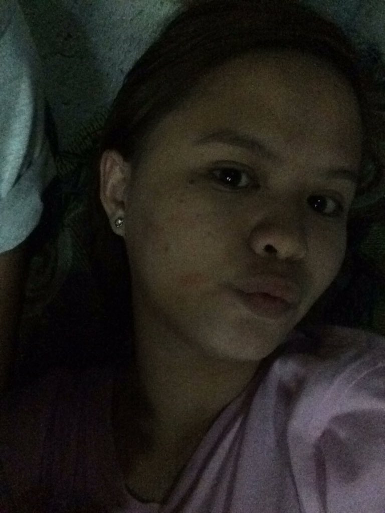 trshncle's tweet photo. Ang dami na naman ng pimples ko. Hahahaha Papanget lalo. 😍😘😗 https://t.co/KFz8F3AjmA