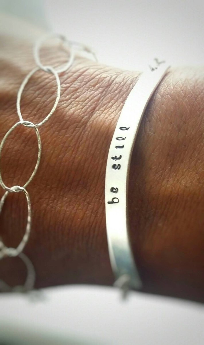 EloiseBDesigns's tweet photo. Silver Name Bar Personalised Bracelet, Name Plate Bracelet Sterling Silv… https://t.co/xptzlIa63i ##wedding #IdStyle https://t.co/wJ1Ym5xT8u