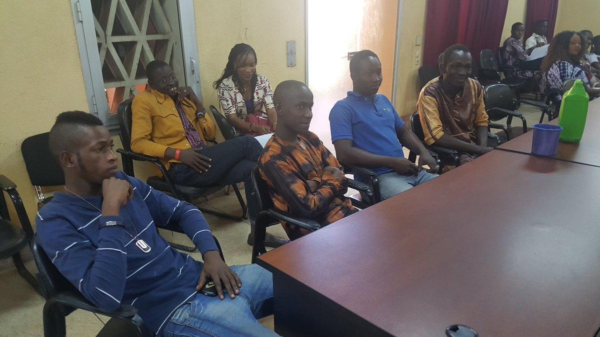 culturelles_org's tweet photo. #instantthe : Rencontre des grins J1
Vous aussi venez nous rencontrer aujourd'hui et demain !
#its1 #tvshow #mali #ortm #Grin223 #Team223 https://t.co/91mkX3wqJi
