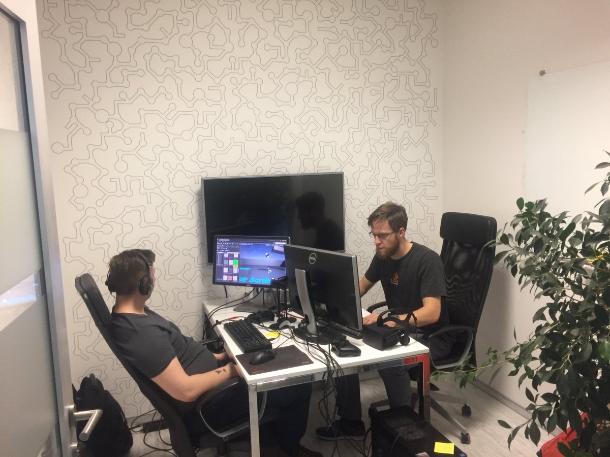 Explorer_HQ's tweet photo. Work in progress !!! #vrlabhackathon https://t.co/P5sQmbk13C