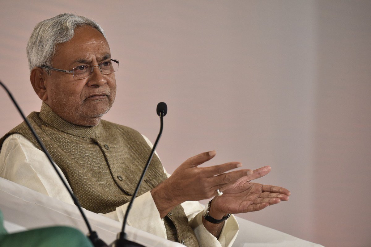 htTweets's tweet photo. It's a false belief that I persuaded Lalu Prasad to support #DeMonetisation: @NitishKumar at #HTLS https://t.co/Lri6ivQSqx