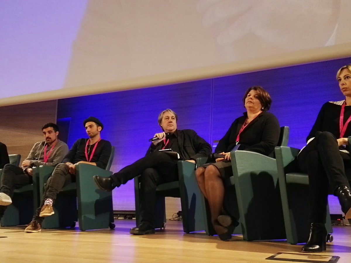 festadellarete's tweet photo. "I dati che stiamo raccogliendo serviranno soprattutto per creazione dei contenuti. Nelle serie tv americane questo è già realtà" #FDR16 https://t.co/BMU7Jk3JlS