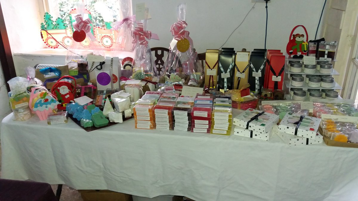 cumbraesoaps's tweet photo. All set up @KelburnEstate  for first of the Christmas weekends. Already spotted an elf! https://t.co/KUo6myPFYq