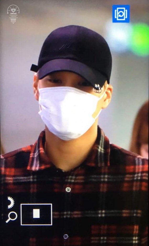 JoinKai0114's tweet photo. 161203 #KAI #종인 인천입국 수고했다😘 https://t.co/9L0FxLUwAe