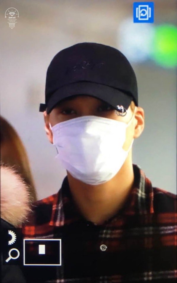 JoinKai0114's tweet photo. 161203 #KAI #종인 인천입국 수고했다😘 https://t.co/9L0FxLUwAe