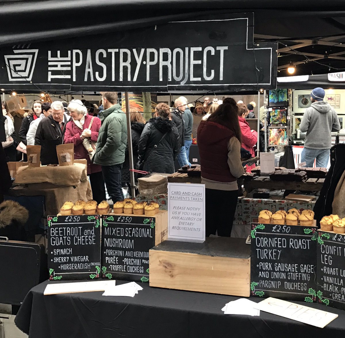 #MCR WE ARE BACK IN SPINNINGFIELDS TODAY 4 <a href="/makersmarketmcr/">The Makers Market</a>. Come down and say hi and try the best pie's in town p.s we have mincepies too 😉