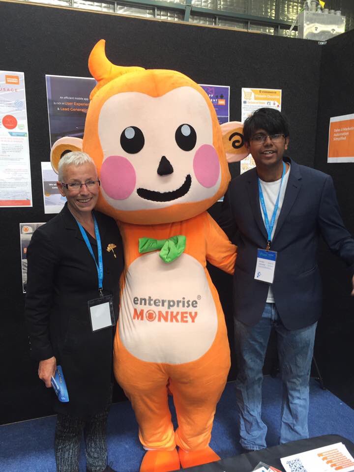 AmryanAnnie's tweet photo. Well what do we have here? #pivotsummit2016 & #PivotPitch were great! I'm sure @GRLLEN could win with a Mascot @aamirqutub @enterprisemonk https://t.co/ZGsxeKajRn