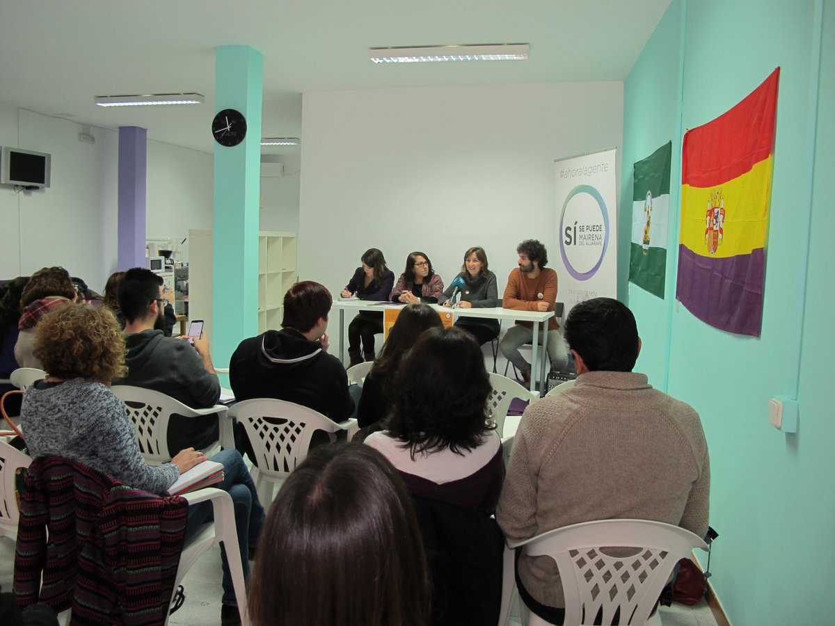 Podemos_AND's tweet photo. Hoy se realiza el #IIIEncuentroCupSevilla con nuestra Parlamentaria @marigarci62 y la Secretaria de Municipalismo @rocvan80 https://t.co/T732t4wWUc