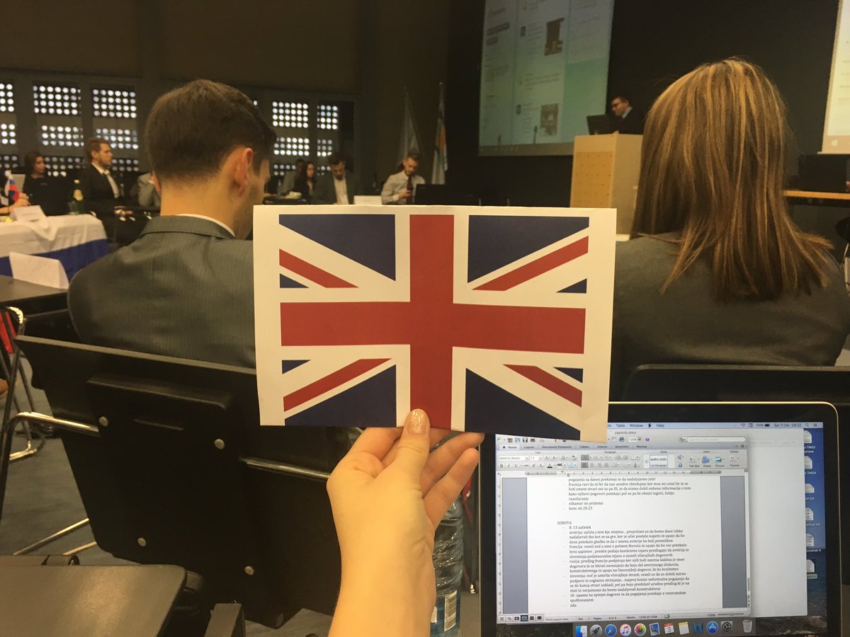 VBadp's tweet photo. Z novim dnevom se rojeva tudi novo upanje #positive #FDVADP https://t.co/7aBxlFA3yi