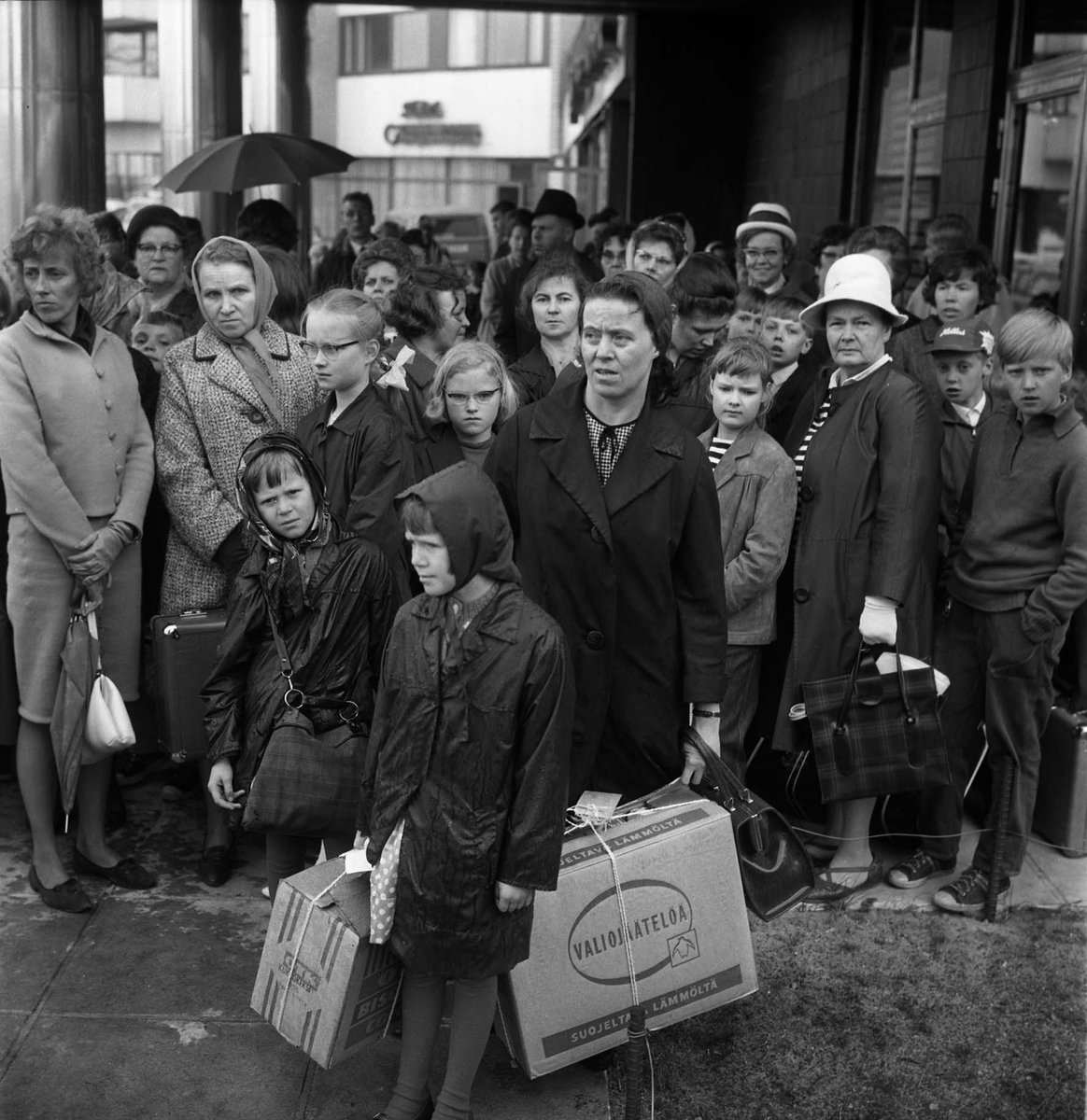 Vuonna 1938 Suomeen syntyminen ei vielä ollut lottovoitto. Lue lapsiemme tarina ray.fi/hyvantahdonluk… #järjestöt #lapsi #hyväntahdonlukuja