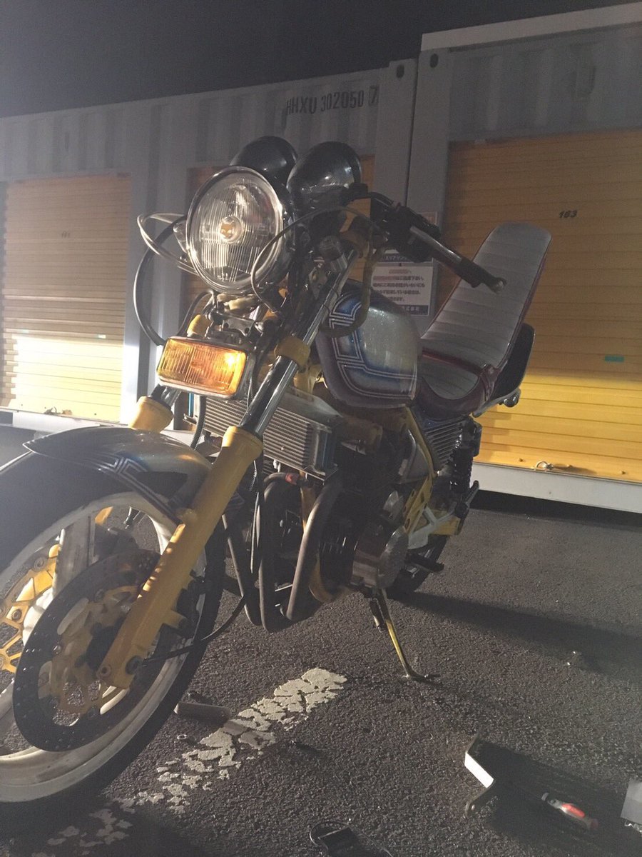 kazuki6061's tweet photo. ゼファー売ります！
興味ある方DMかリプ下さい！
#ゼファー売ります
#拡散希望
#バイク売ります https://t.co/rlAtHjkQT9