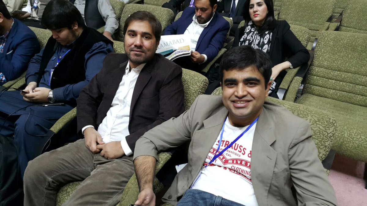 MahaRasheed96's tweet photo. #LCLconfrence good to see our team members in such a big conference... https://t.co/lIaaiSvntC