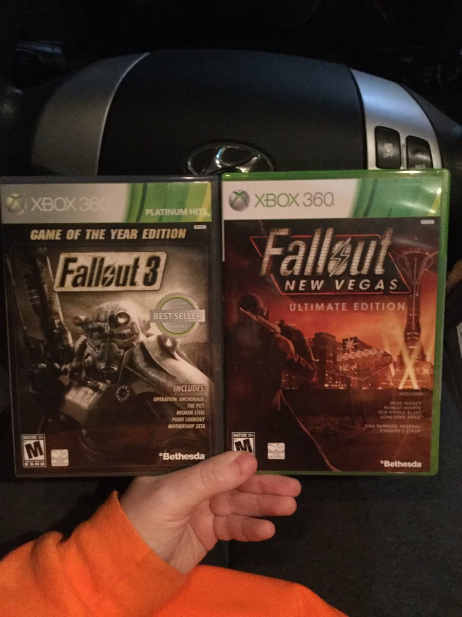 thefireisalive_'s tweet photo. One happy girl. 😍 https://t.co/0VpxZocfQ6