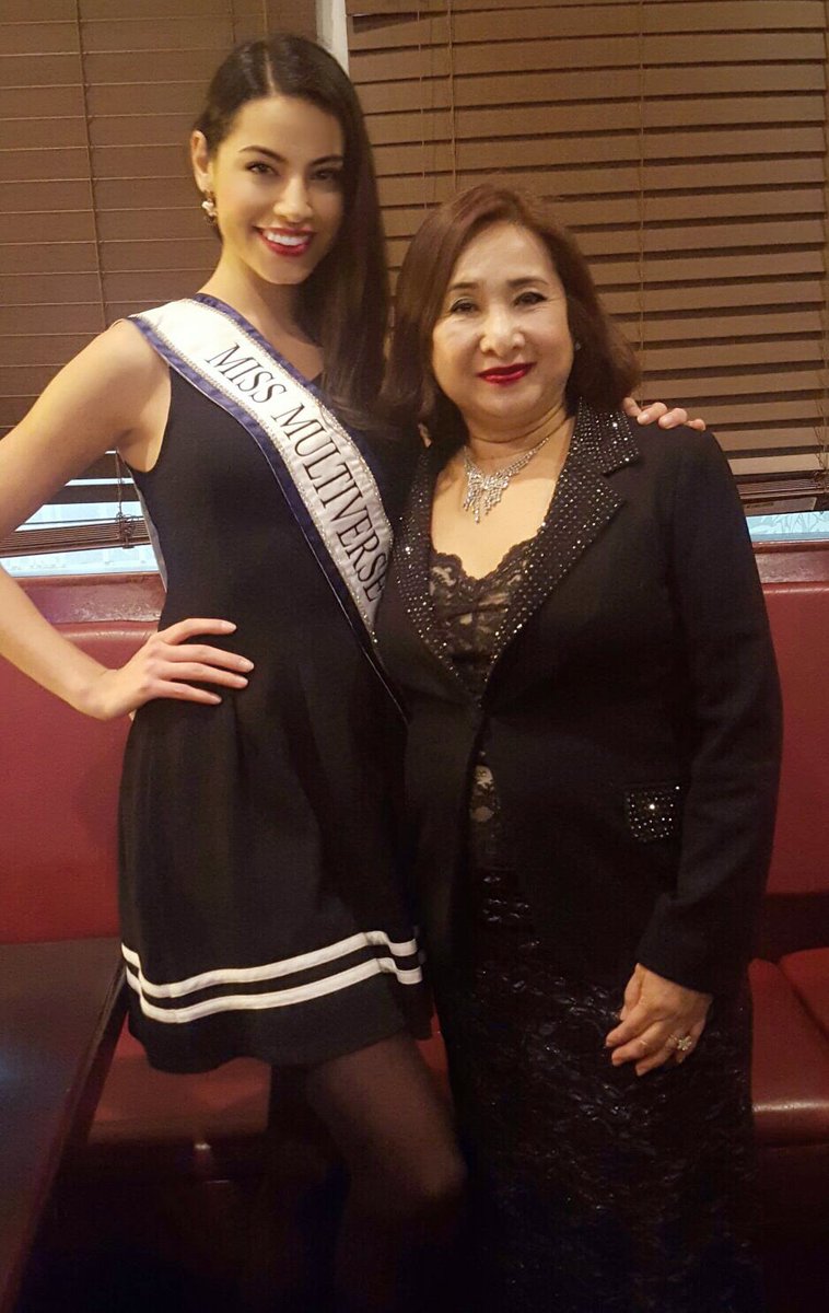 MissMultiverse's tweet image. My first official event as Miss Multiverse! 
Reunited with amazing Ramona Haar designer unique Miss Multiverse Crown #grateful #thankyou