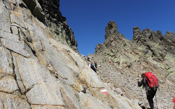 Comment bien se préparer pour le GR 20 ?: Le Gr 20 est connu pour être le plus difficile... blog.couleur-corse.com/Comment-bien-s…